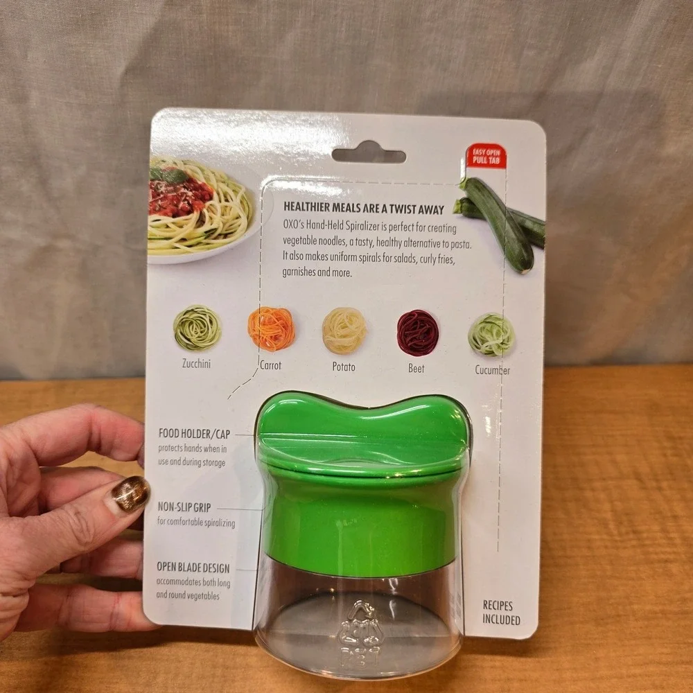 Oxo Good Grips Hand-Held Spiralizer Curly Vegetable Noodles Factory Seal Healthy